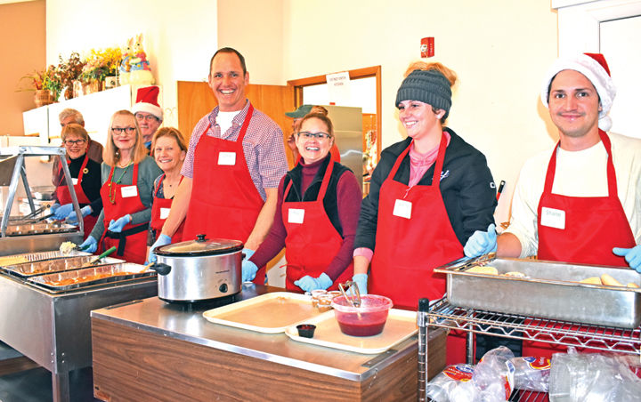 Christmas Community Dinner volunteers